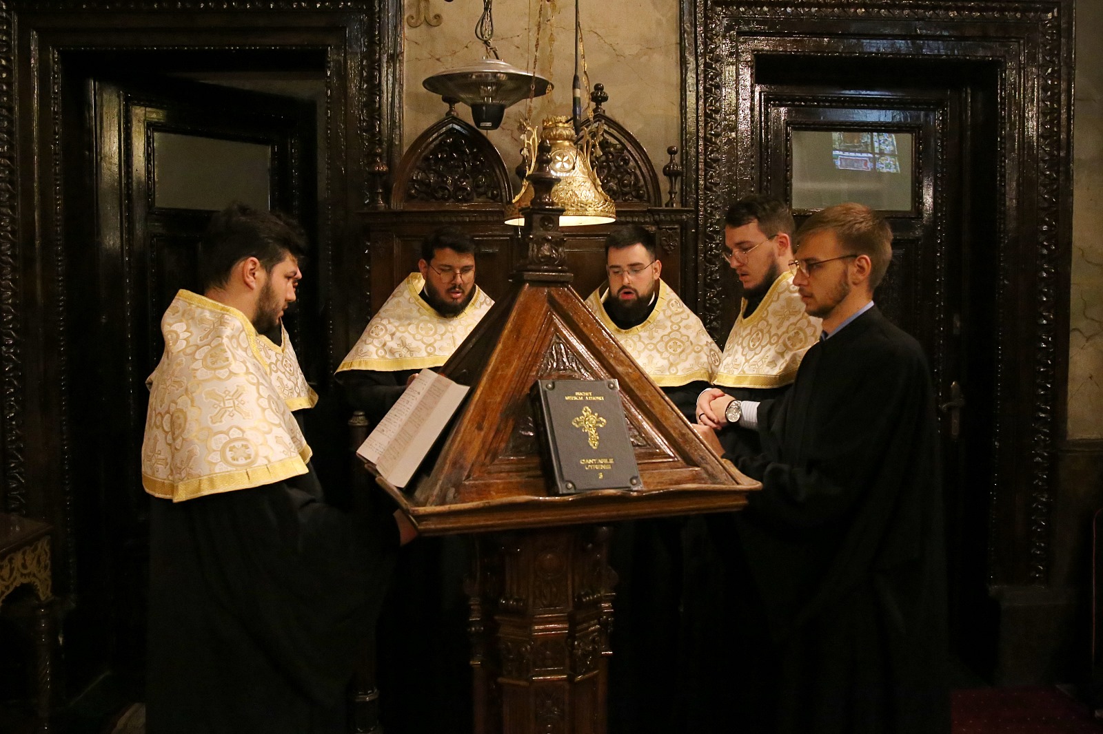 Psalți Grupul Chivotul Catedrala Mitropolitană din Iași