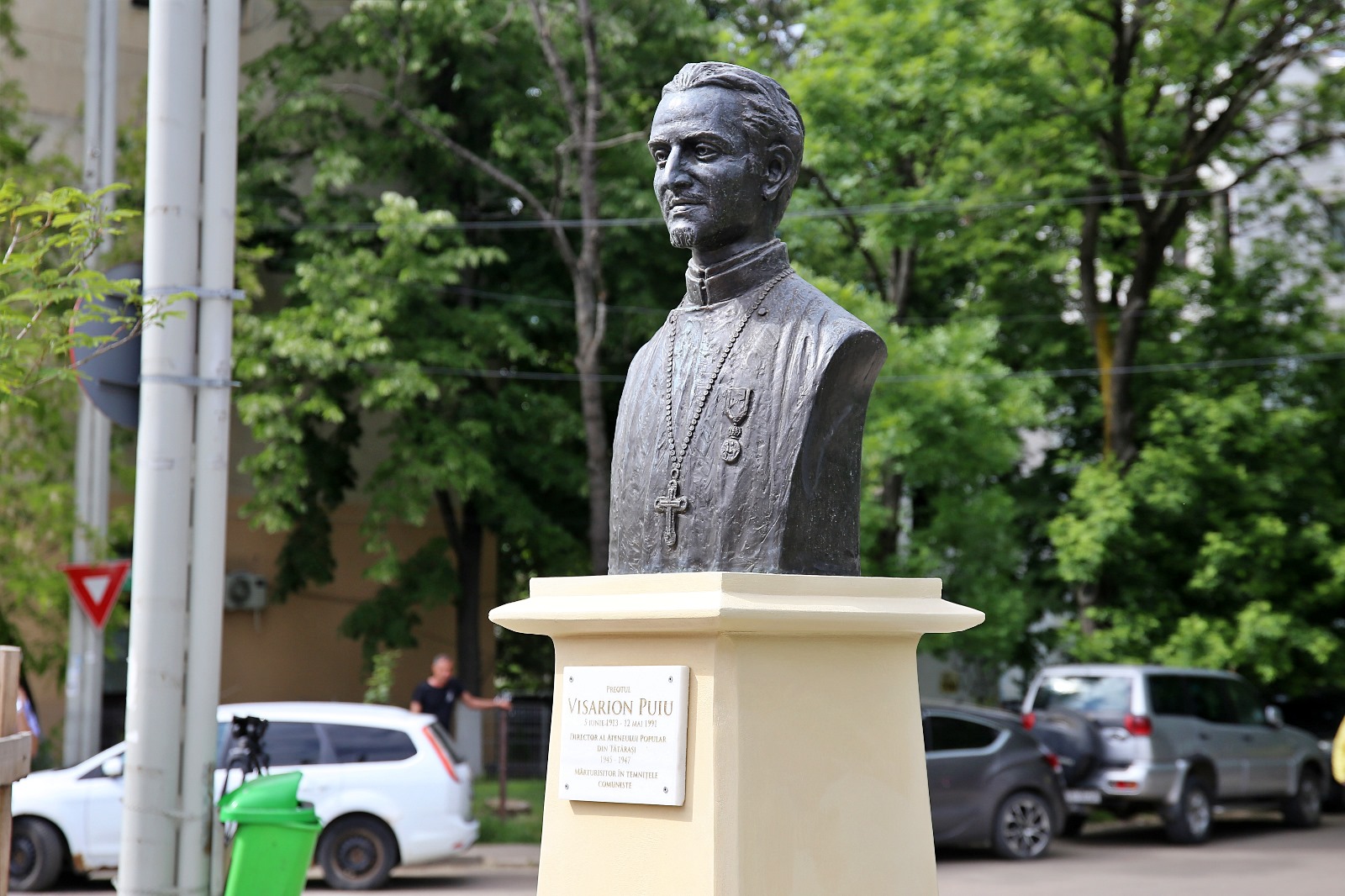 Preotul Visarion Puiu