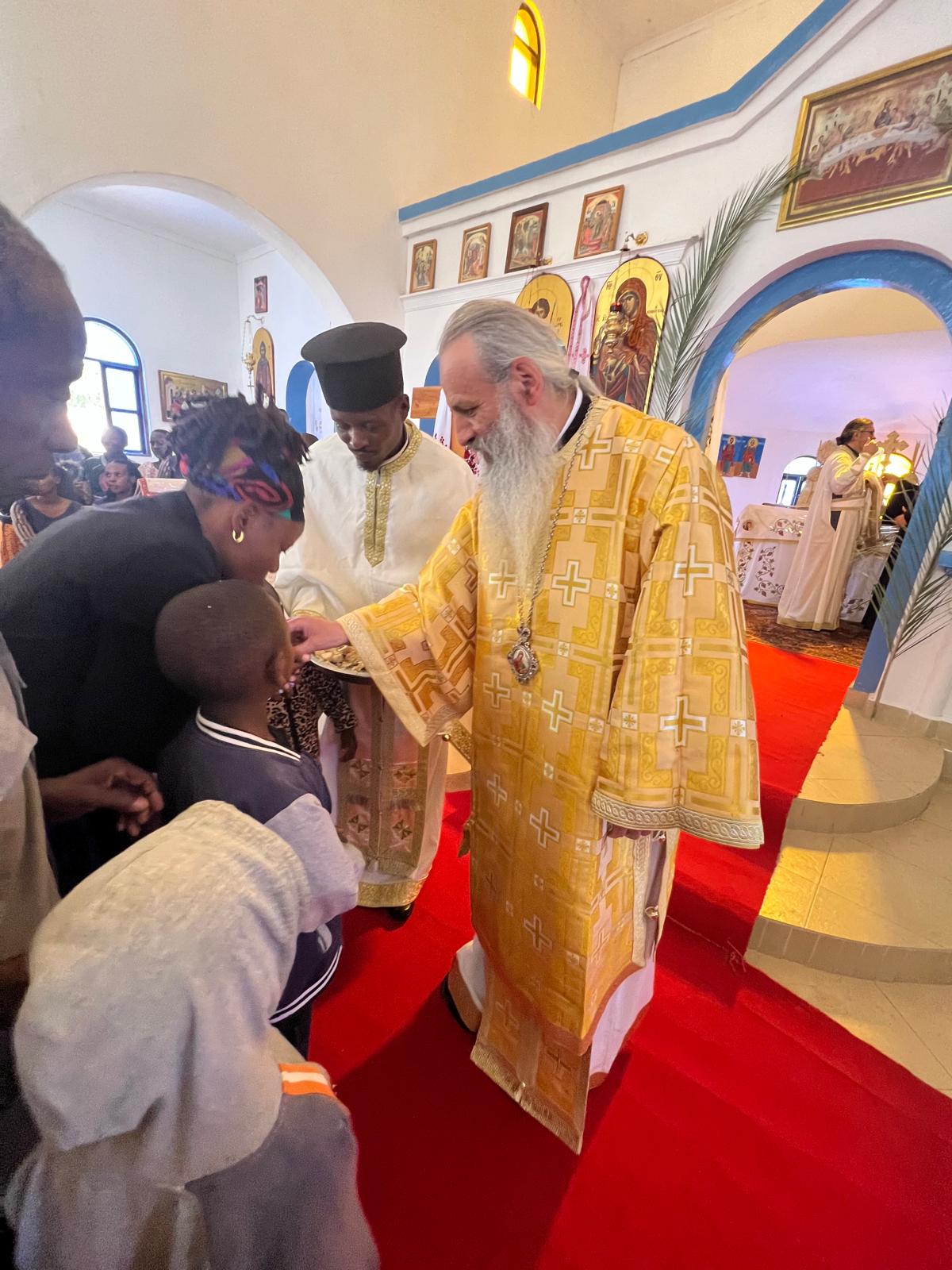 Sfânta Liturghie la biserica cu hramul „Sfântul Gheorghe” din Kidamali IPS Teofan în Tanzania (mai, 2024)
