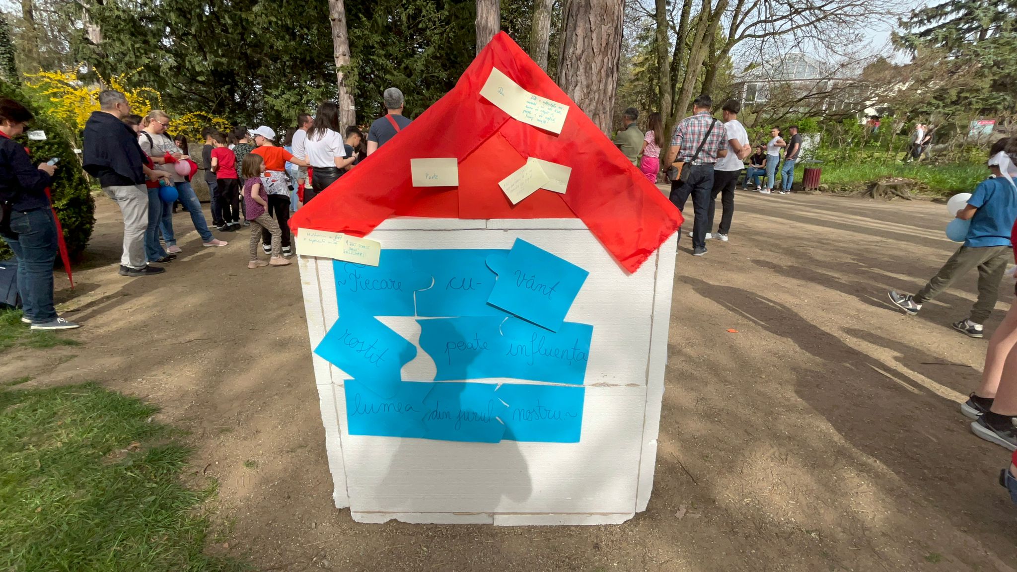 „FII LÂNGĂ MINE!” | Proiect antiadicții în rândul adolescenților