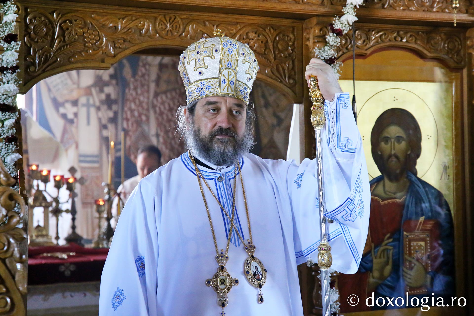 Hram și centenar | S-au împlinit 100 de ani de la sfințirea lăcașului de cult din Bogonos, închinat Sfinților Împărați Constantin și Elena