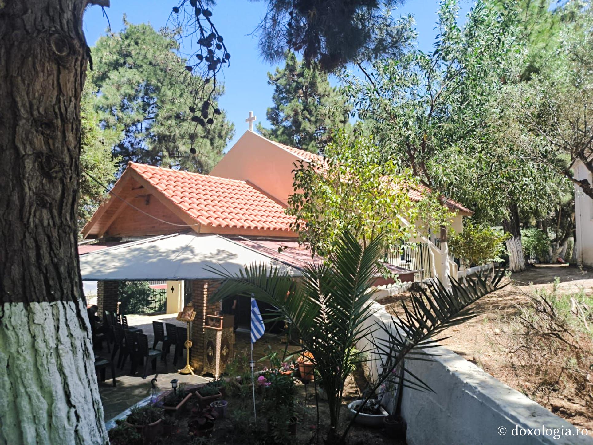 Biserica „Sfânta Muceniță Paraschevi” din Sychaina, Patras