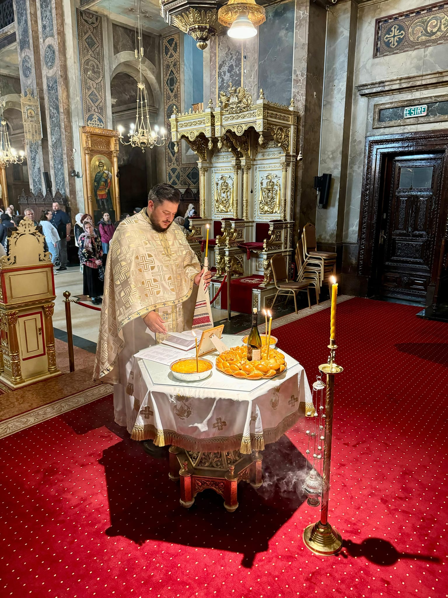 Sfânta Liturghie la Catedrala Mitropolitană