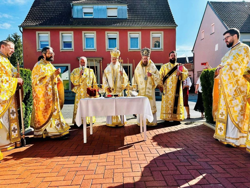 Sfințirea bisericii din Bad Windsheim-Uffenheim Mitropolia Germaniei