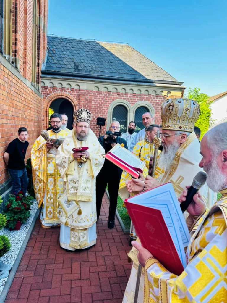 Sfințirea bisericii din Bad Windsheim-Uffenheim Mitropolia Germaniei