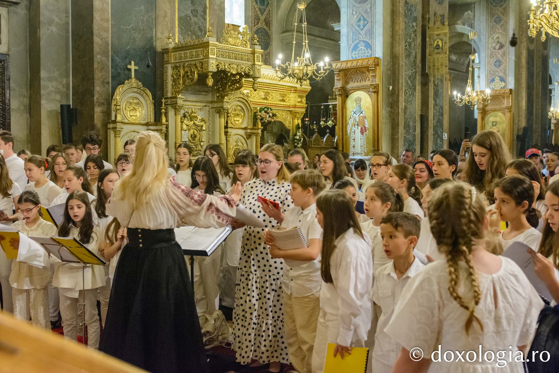 Ziua Internațională a Copilului, serbată la Catedrala Mitropolitană din Iași
