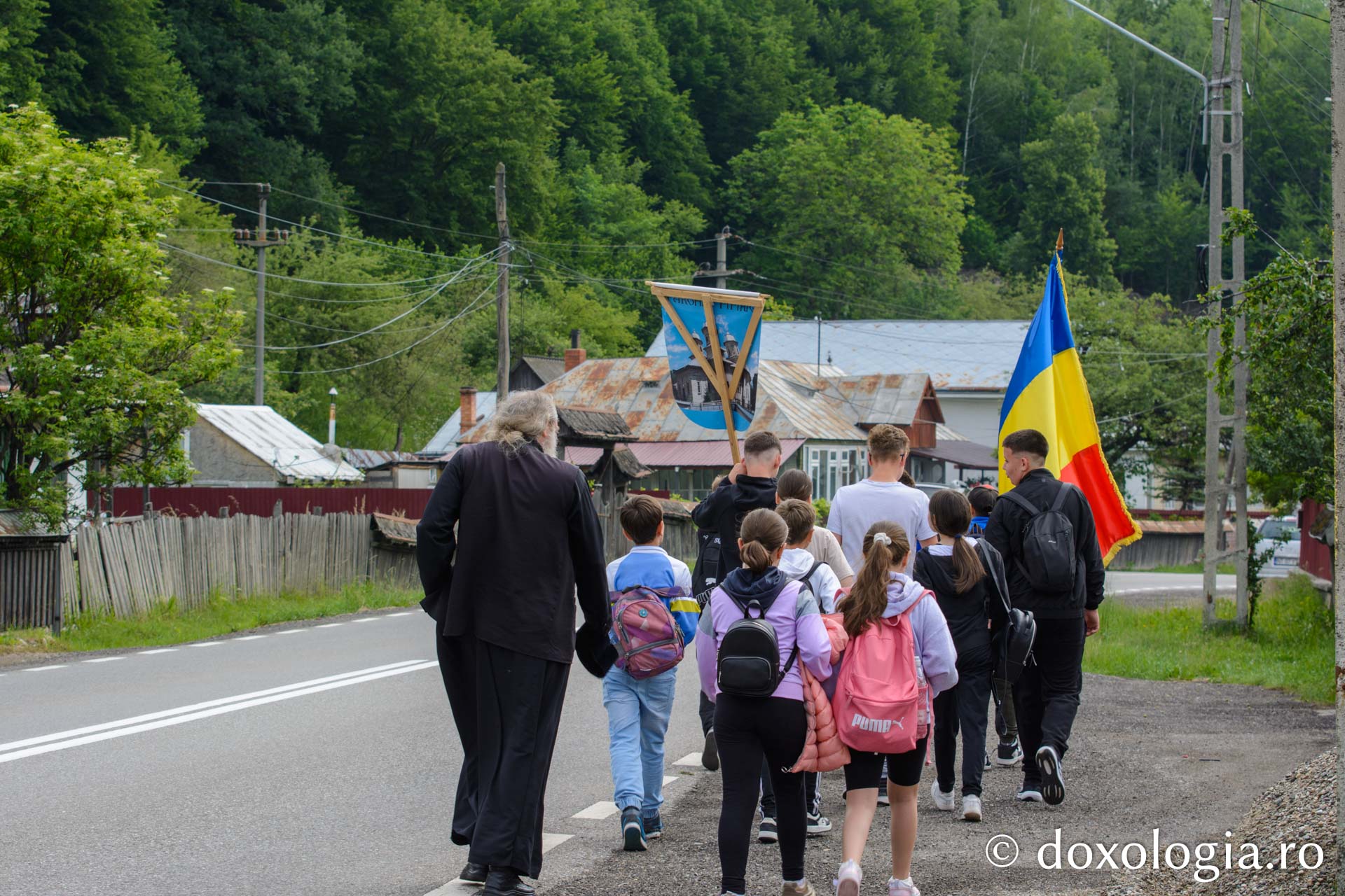 A început pelerinajul dedicat hramului Mănăstirii Neamț