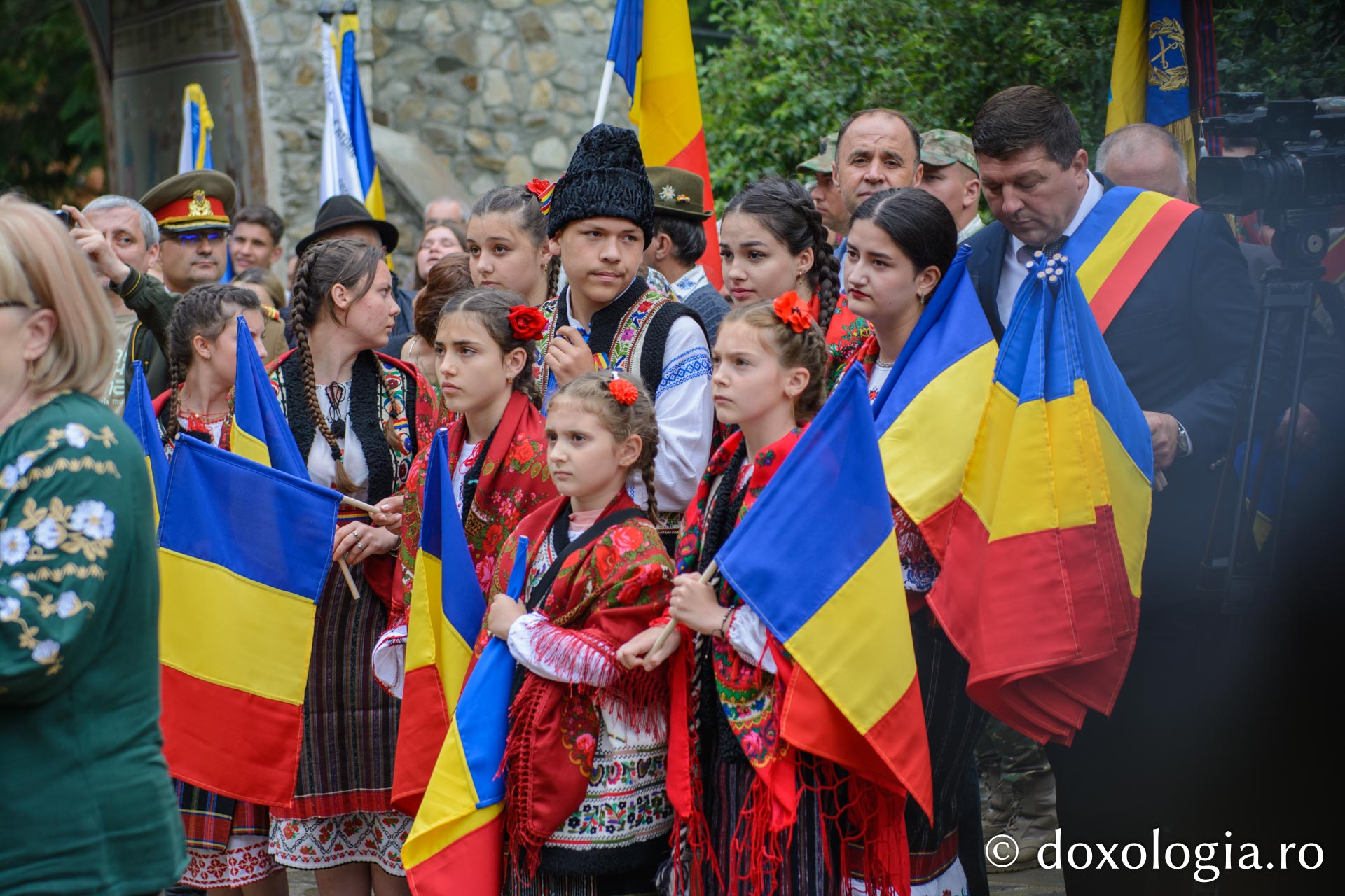 Zi de recunoștință pentru ostașii neamului, la „Mănăstirea Eroilor”: A fost inaugurat un muzeu memorial la Brusturi