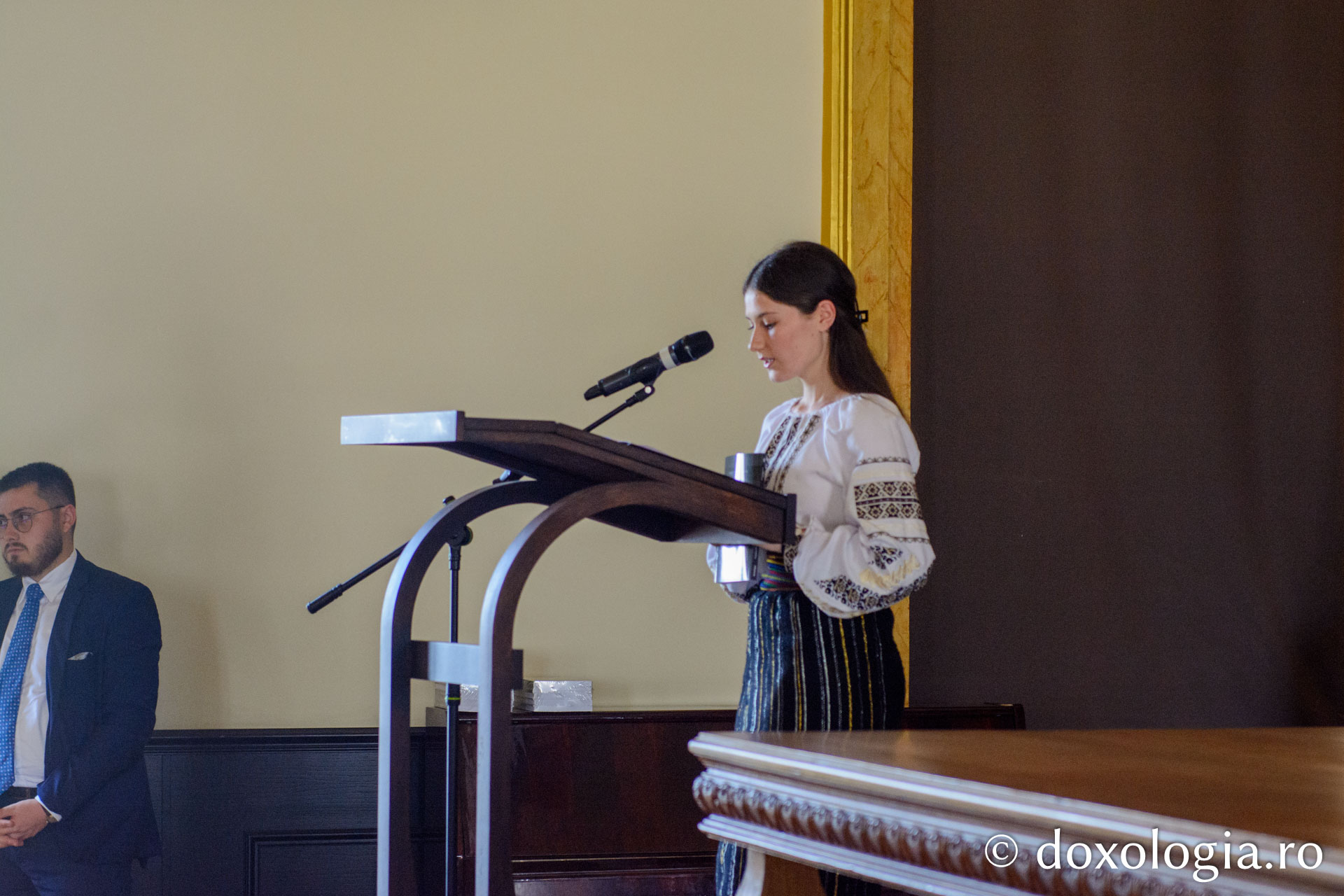 Premii pentru olimpicii la disciplinele de specialitate din cadrul Seminariilor Teologice și vocaționale