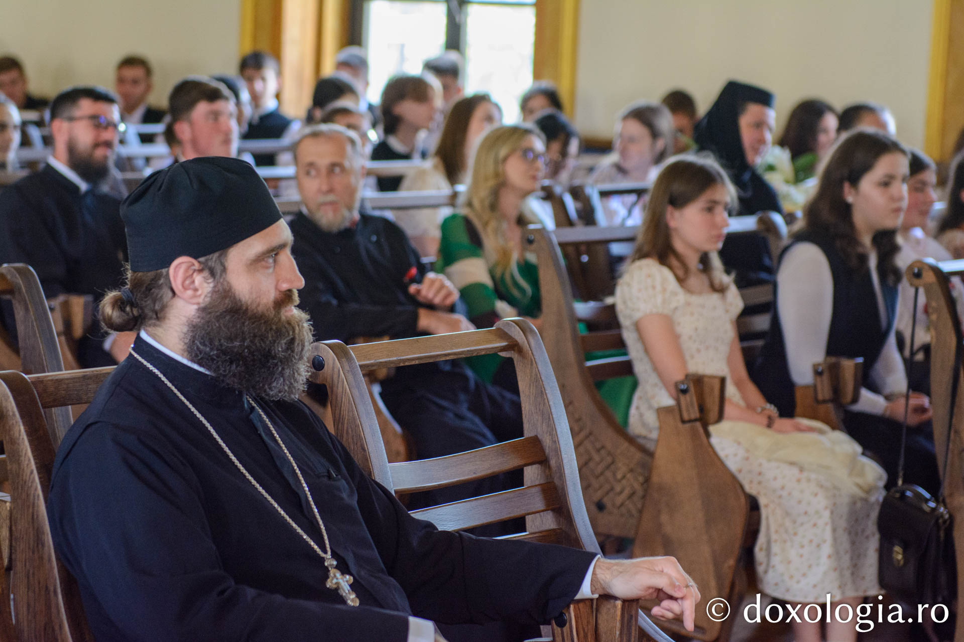Premii pentru olimpicii la disciplinele de specialitate din cadrul Seminariilor Teologice și vocaționale