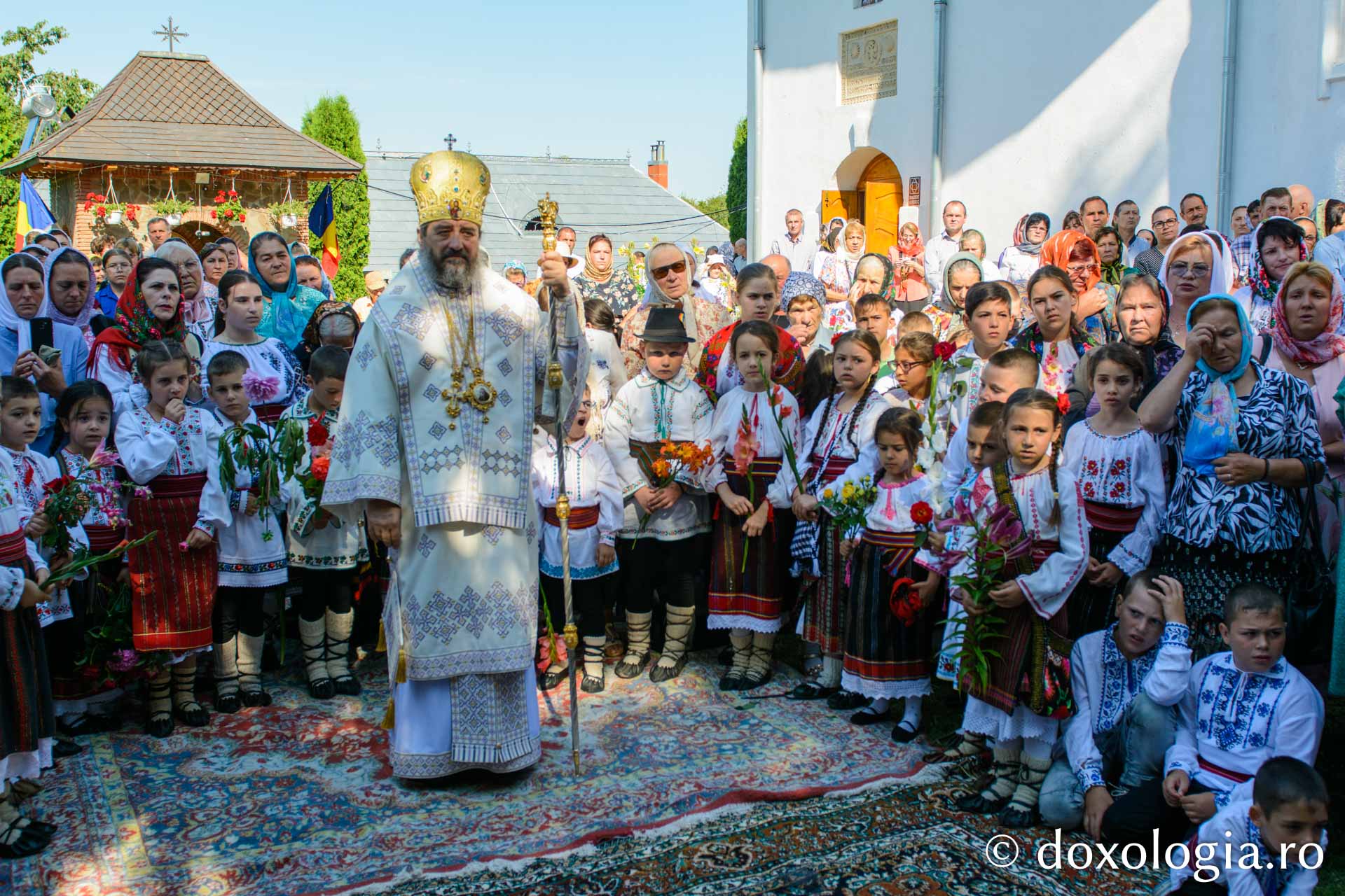 Binecuvântare arhierească la hramul Mănăstirii Lacuri - Hârlău