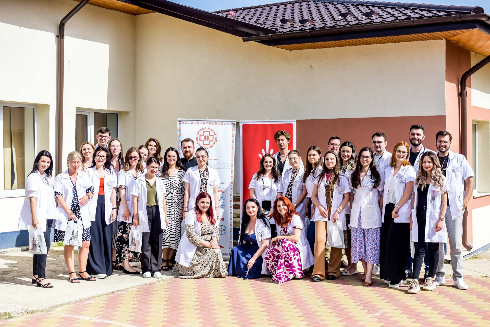 Analize și consultații medicale gratuite pentru 80 de persoane în Parohia Rediu – Răuseni