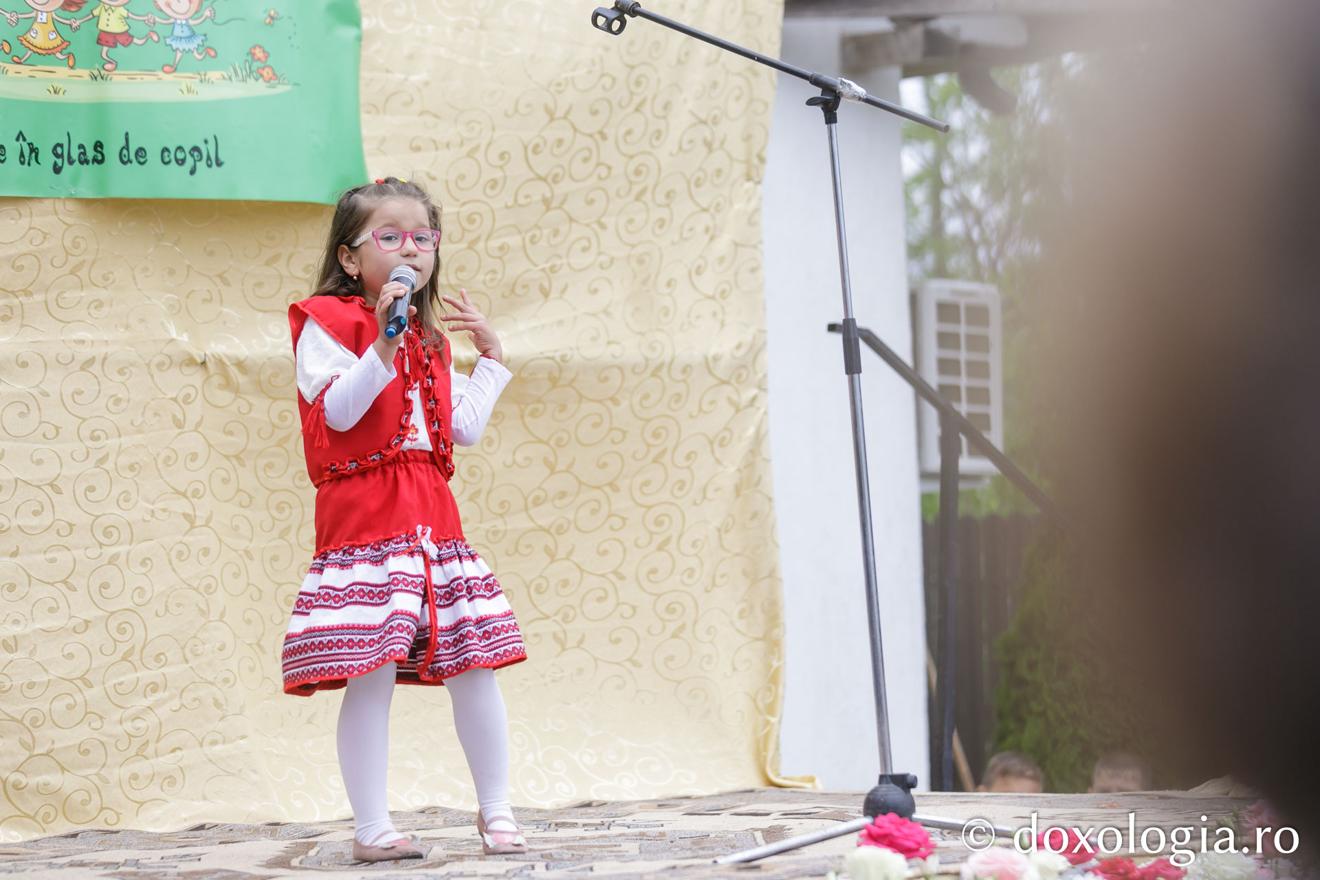 A XIII-a ediție a Festivalului Concurs „Poezie în glas de copil” la Parohia Dumitreștii Gălății