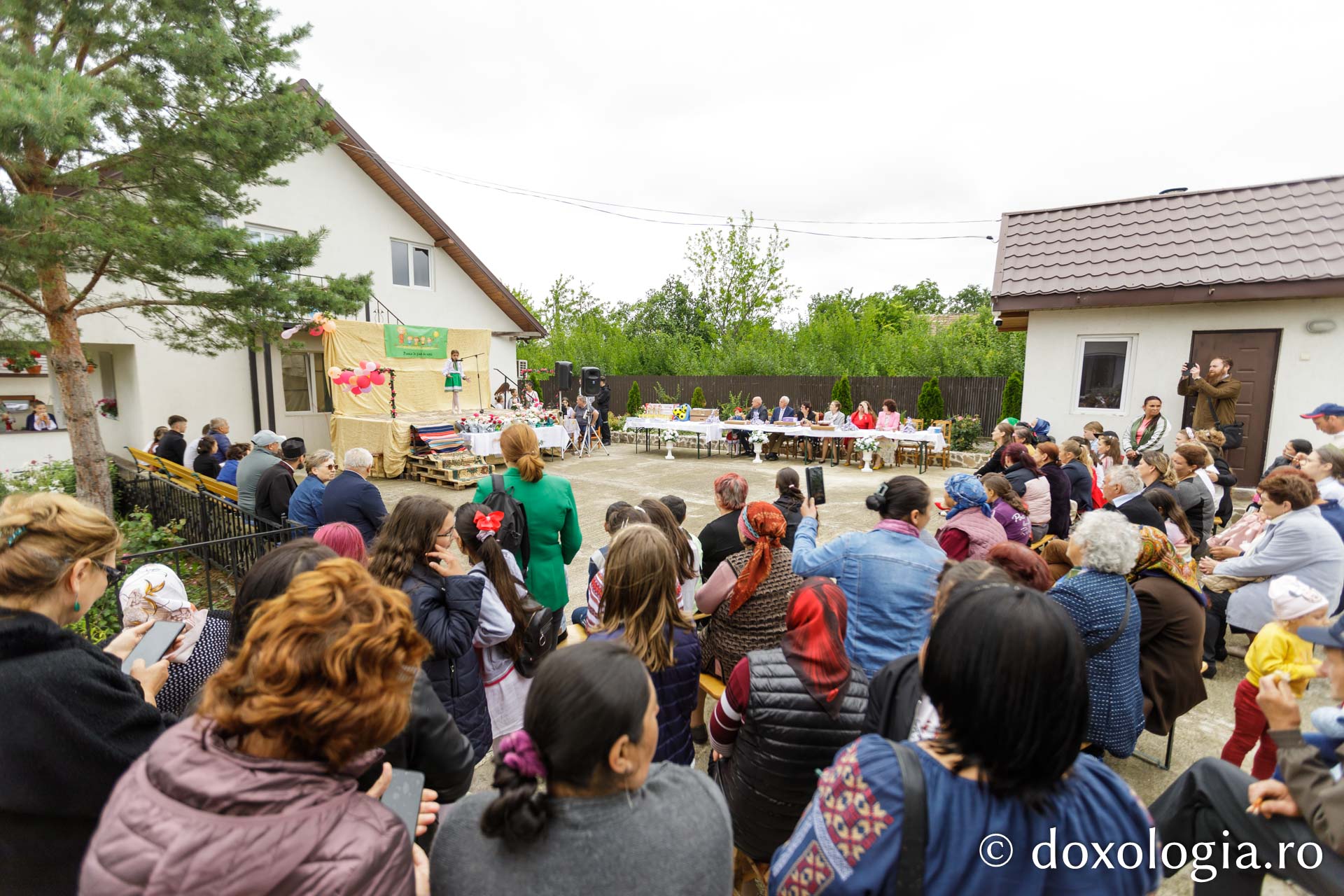 A XIII-a ediție a Festivalului Concurs „Poezie în glas de copil” la Parohia Dumitreștii Gălății