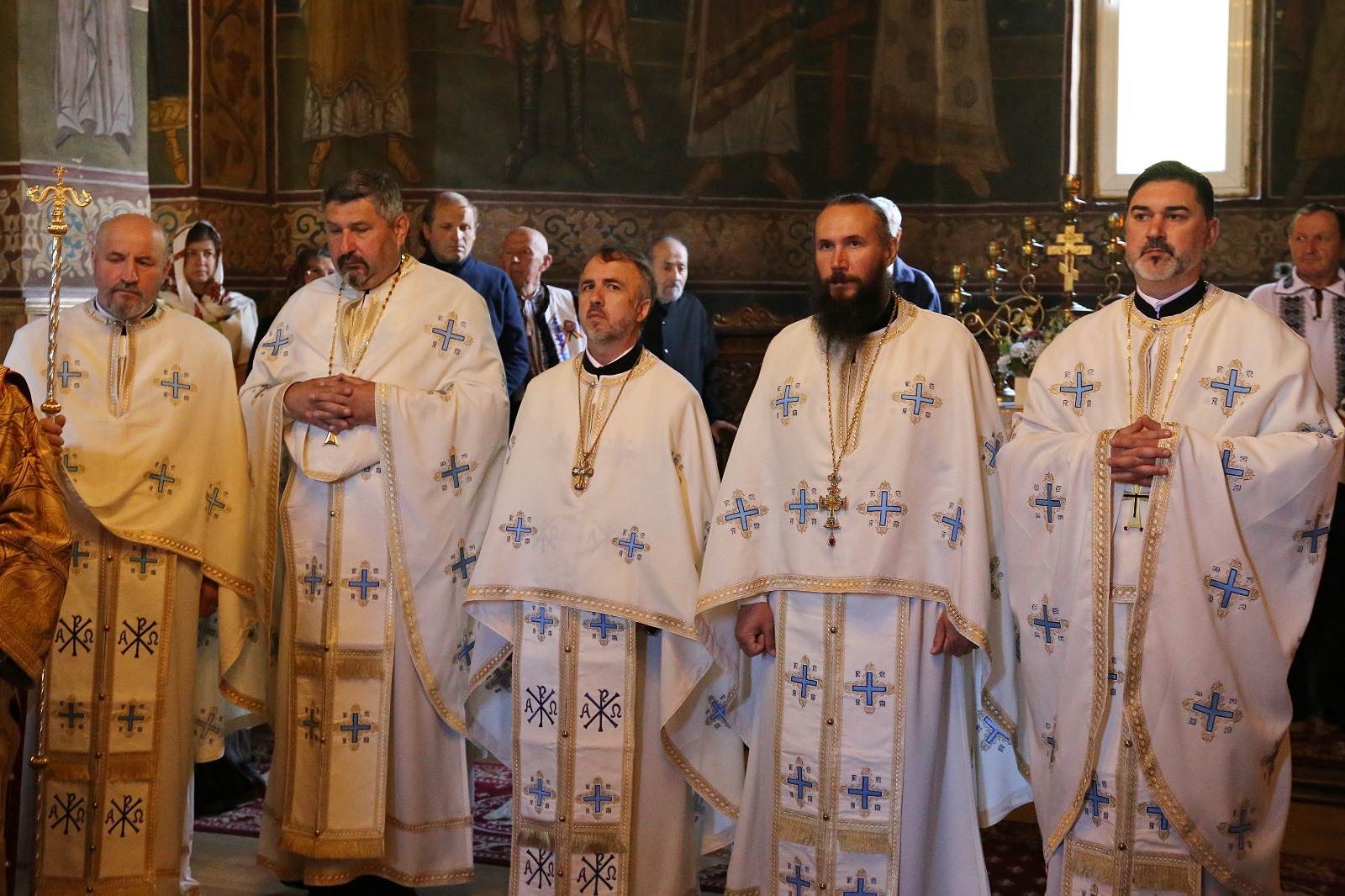 Trei personalități nemțene au fost evocate la Farcașa: IPS Teofan, prezent la dezvelirea busturilor părintelui Petroniu Tănase, scriitorului Ion Creangă și generalului Gheorghe Manoliu