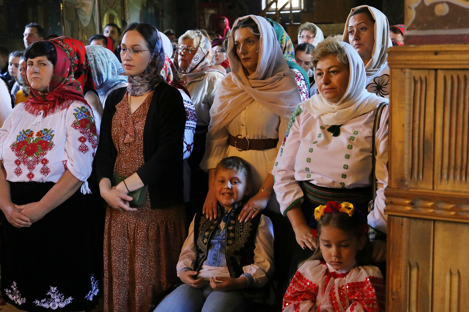 Trei personalități nemțene au fost evocate la Farcașa: IPS Teofan, prezent la dezvelirea busturilor părintelui Petroniu Tănase, scriitorului Ion Creangă și generalului Gheorghe Manoliu