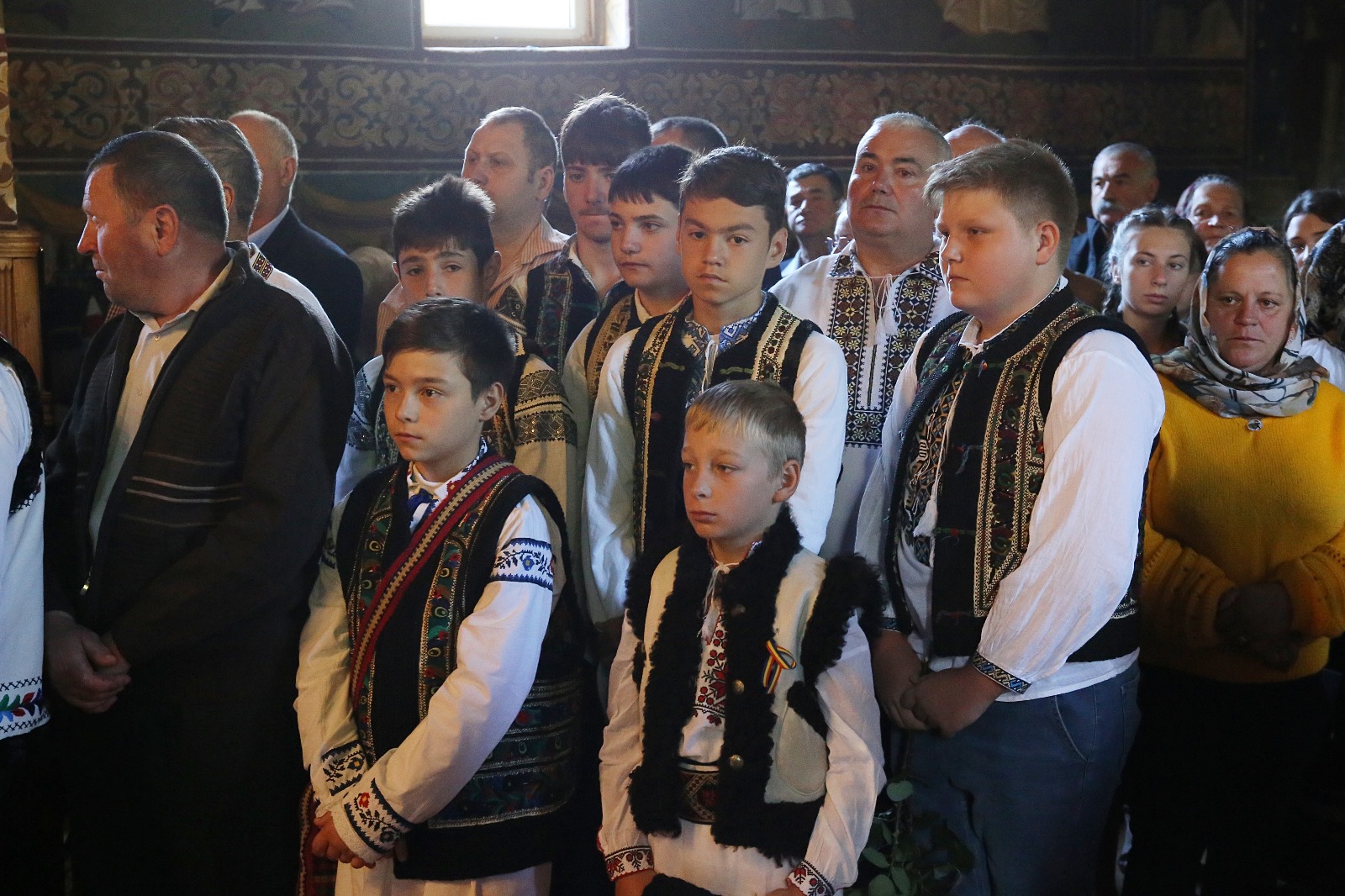 Trei personalități nemțene au fost evocate la Farcașa: IPS Teofan, prezent la dezvelirea busturilor părintelui Petroniu Tănase, scriitorului Ion Creangă și generalului Gheorghe Manoliu