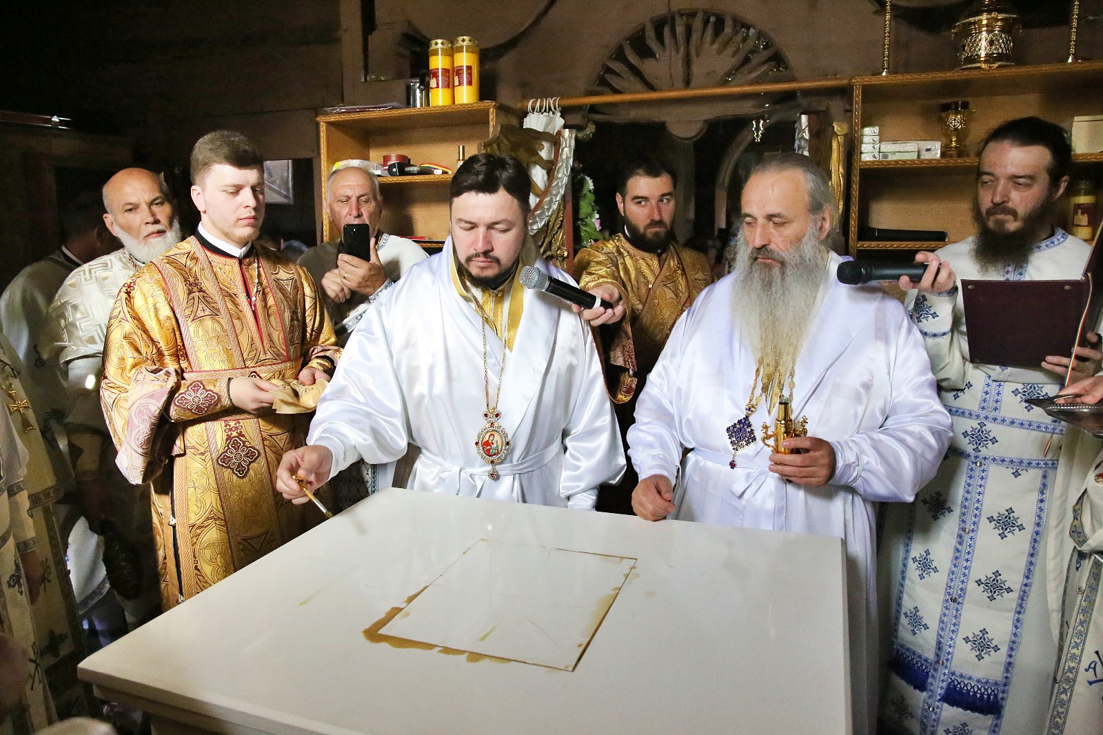 (Video) Biserica „Buna Vestire” din Dărmănești - Piatra Neamț a fost resfințită