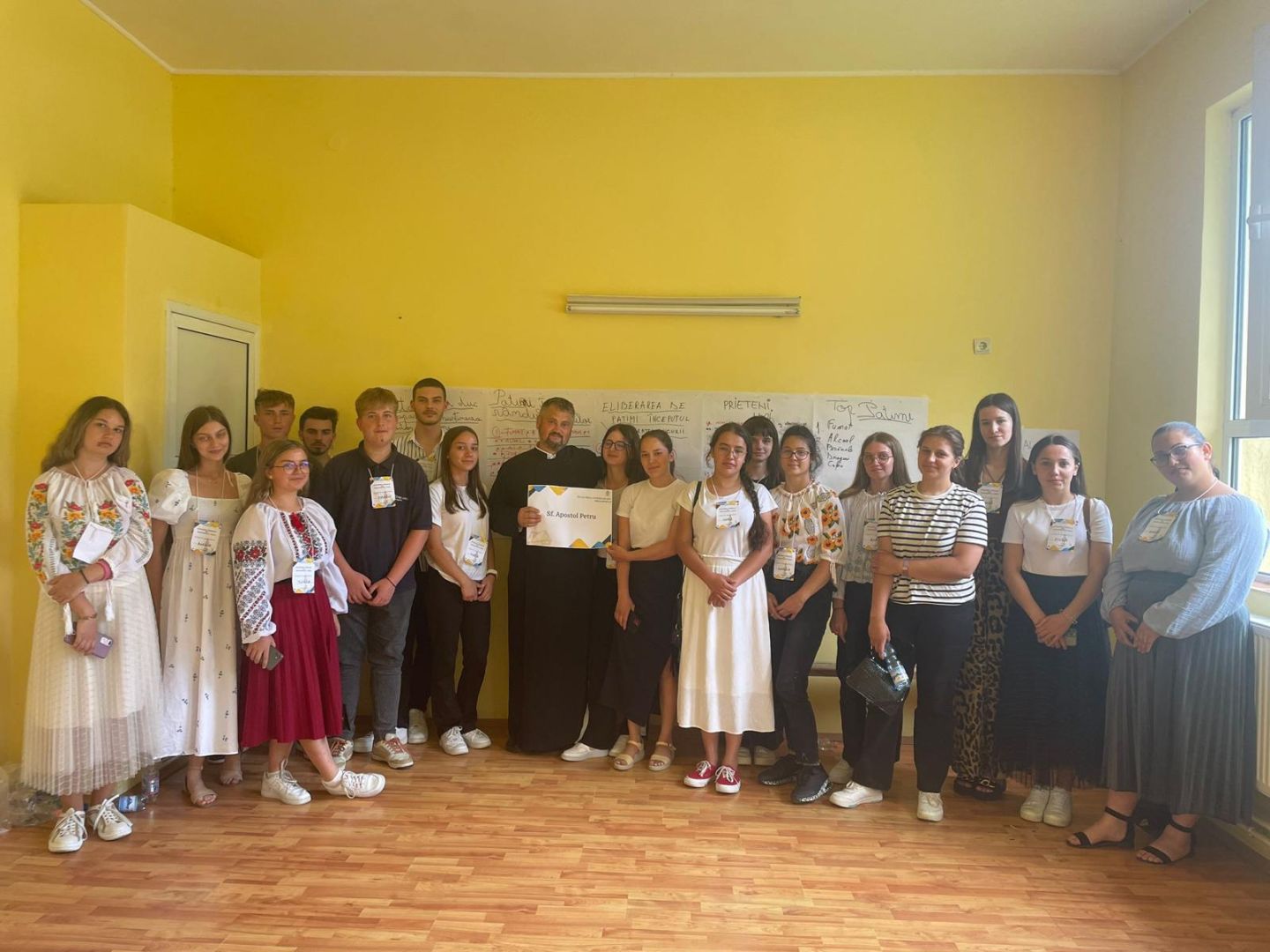 Tineri la Parohia Coasta Magurii