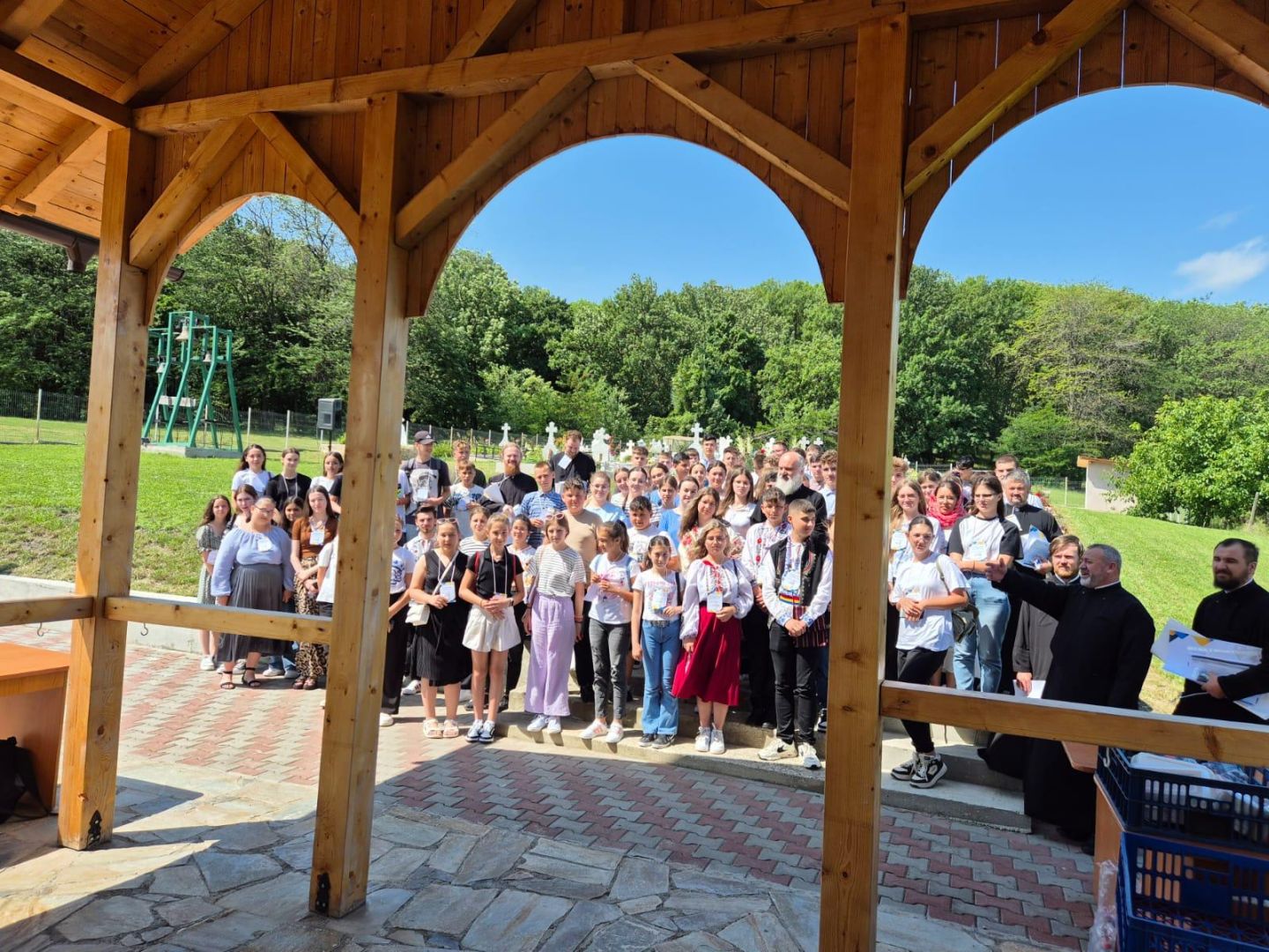 Tineri la Parohia Coasta Magurii