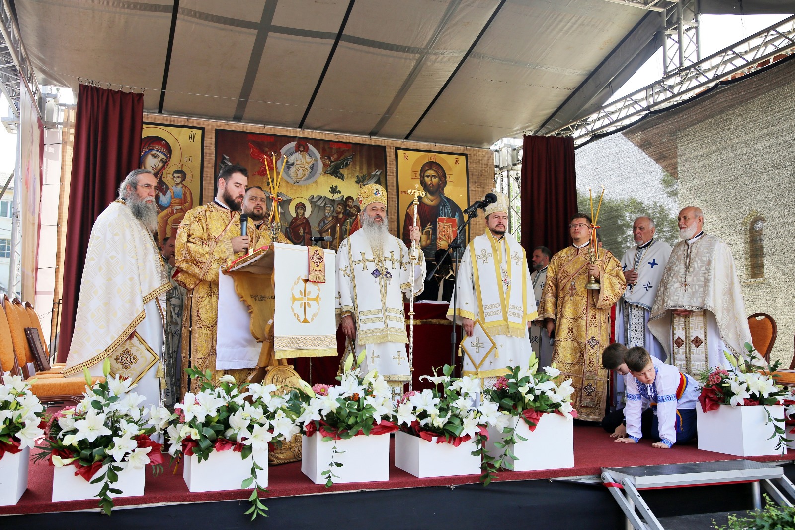 Biserica „Buna Vestire” din Piatra Neamț, resfințită de doi ierarhi. Sfântul lăcaș, monument istoric de la 1790
