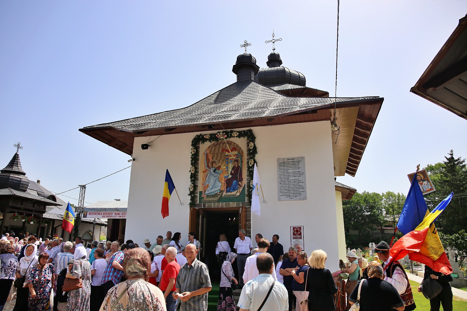 Biserica „Buna Vestire” din Piatra Neamț, resfințită de doi ierarhi. Sfântul lăcaș, monument istoric de la 1790