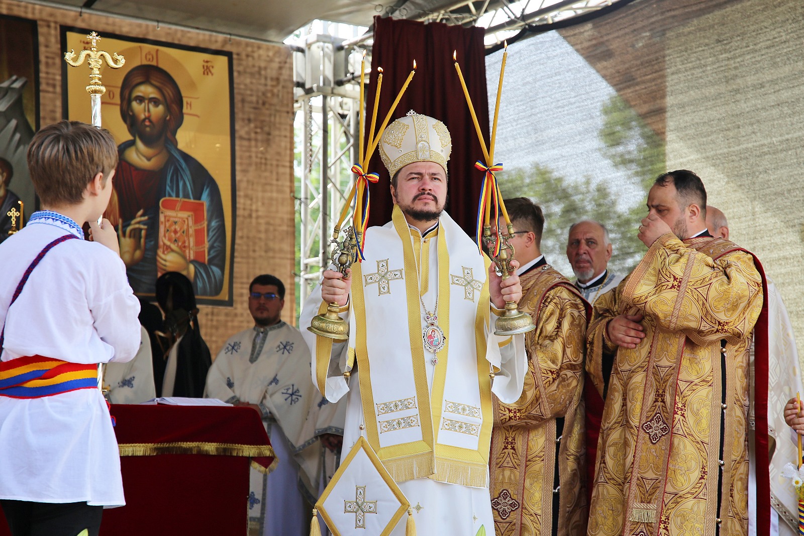 Biserica „Buna Vestire” din Piatra Neamț, resfințită de doi ierarhi. Sfântul lăcaș, monument istoric de la 1790