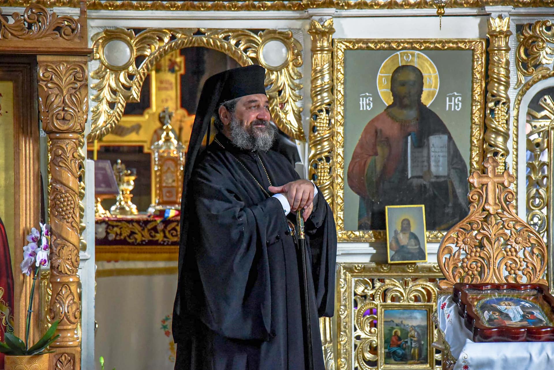 PS Nichifor a binecuvântat lucrările exterioare ale bisericii din Ionășeni