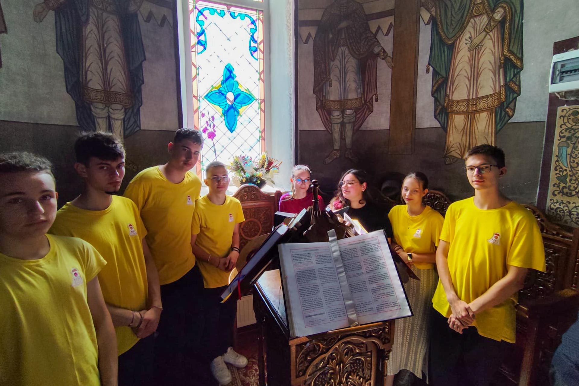 Tabăra din Pridvorul Satului