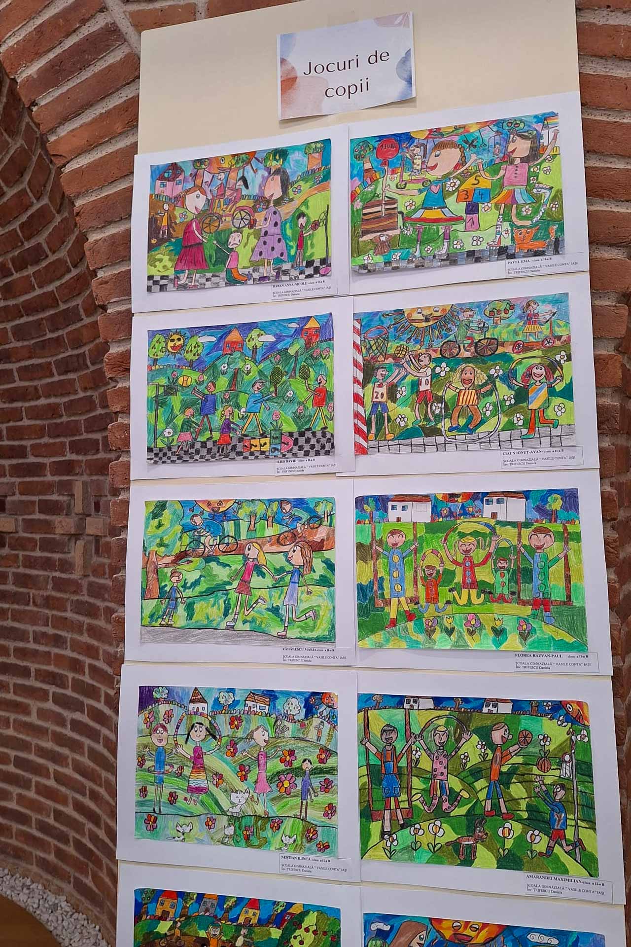 Vernisaj de creații plastice la Muzeul Mitropolitan Iași