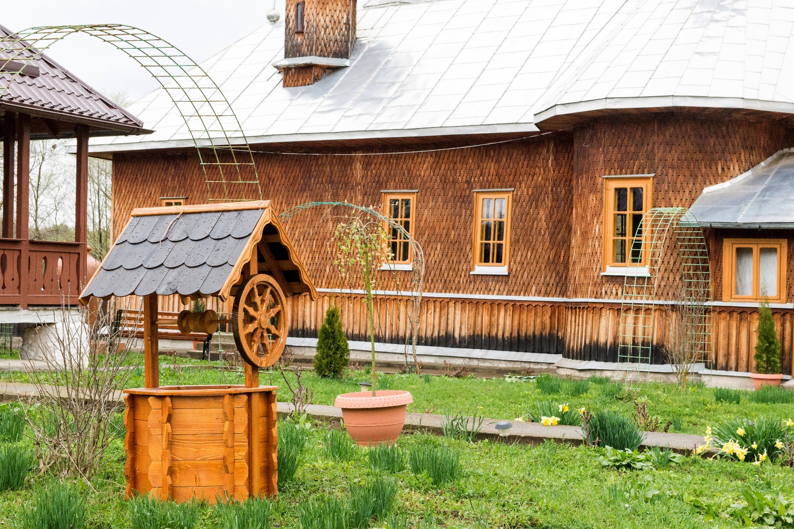 Schitul Sfânta Maria Magdalena - Țibucani