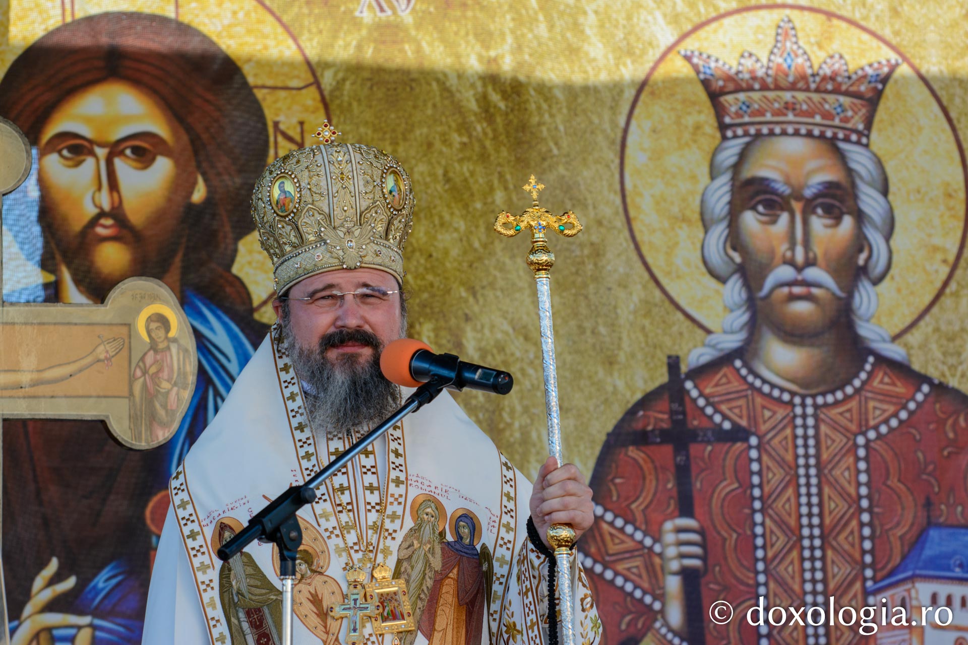 Locul de nevoință al Sfântului Chiriac de la Tazlău, resfințit de doi ierarhi