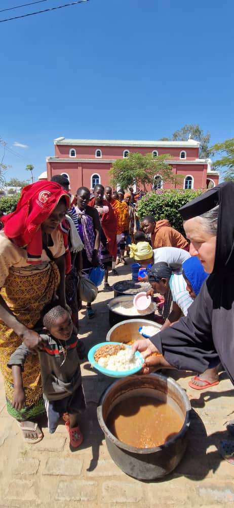 40 de botezuri la Centrul Misionar din Kidamali de sărbătoarea Sfinților Apostoli Petru și Pavel