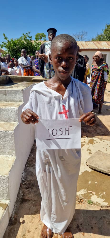 40 de botezuri la Centrul Misionar din Kidamali de sărbătoarea Sfinților Apostoli Petru și Pavel