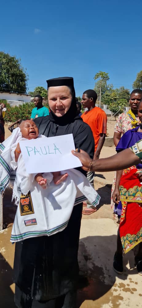 40 de botezuri la Centrul Misionar din Kidamali de sărbătoarea Sfinților Apostoli Petru și Pavel