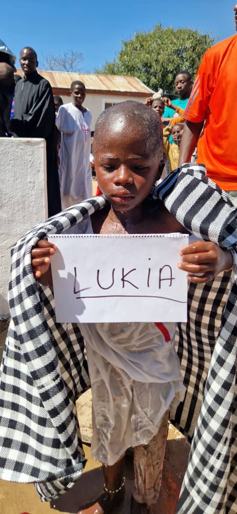 40 de botezuri la Centrul Misionar din Kidamali de sărbătoarea Sfinților Apostoli Petru și Pavel