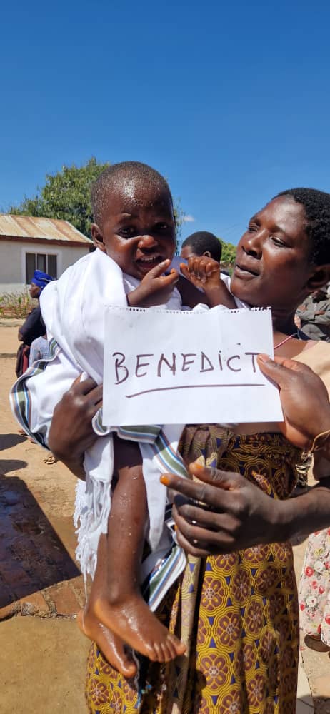 40 de botezuri la Centrul Misionar din Kidamali de sărbătoarea Sfinților Apostoli Petru și Pavel