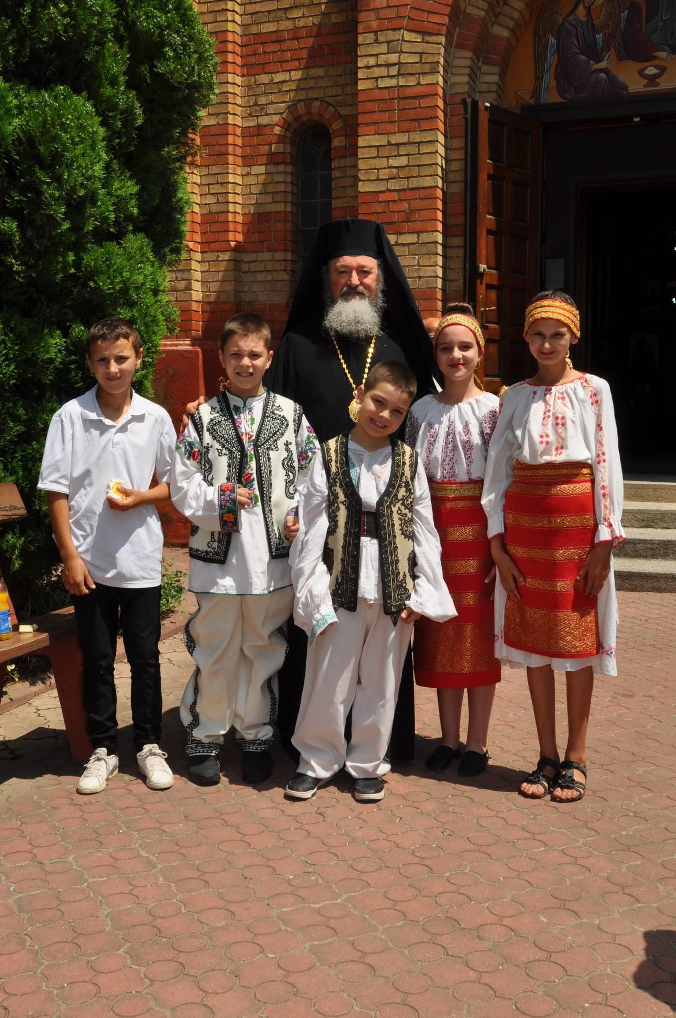 PS Ieronim cu tineri