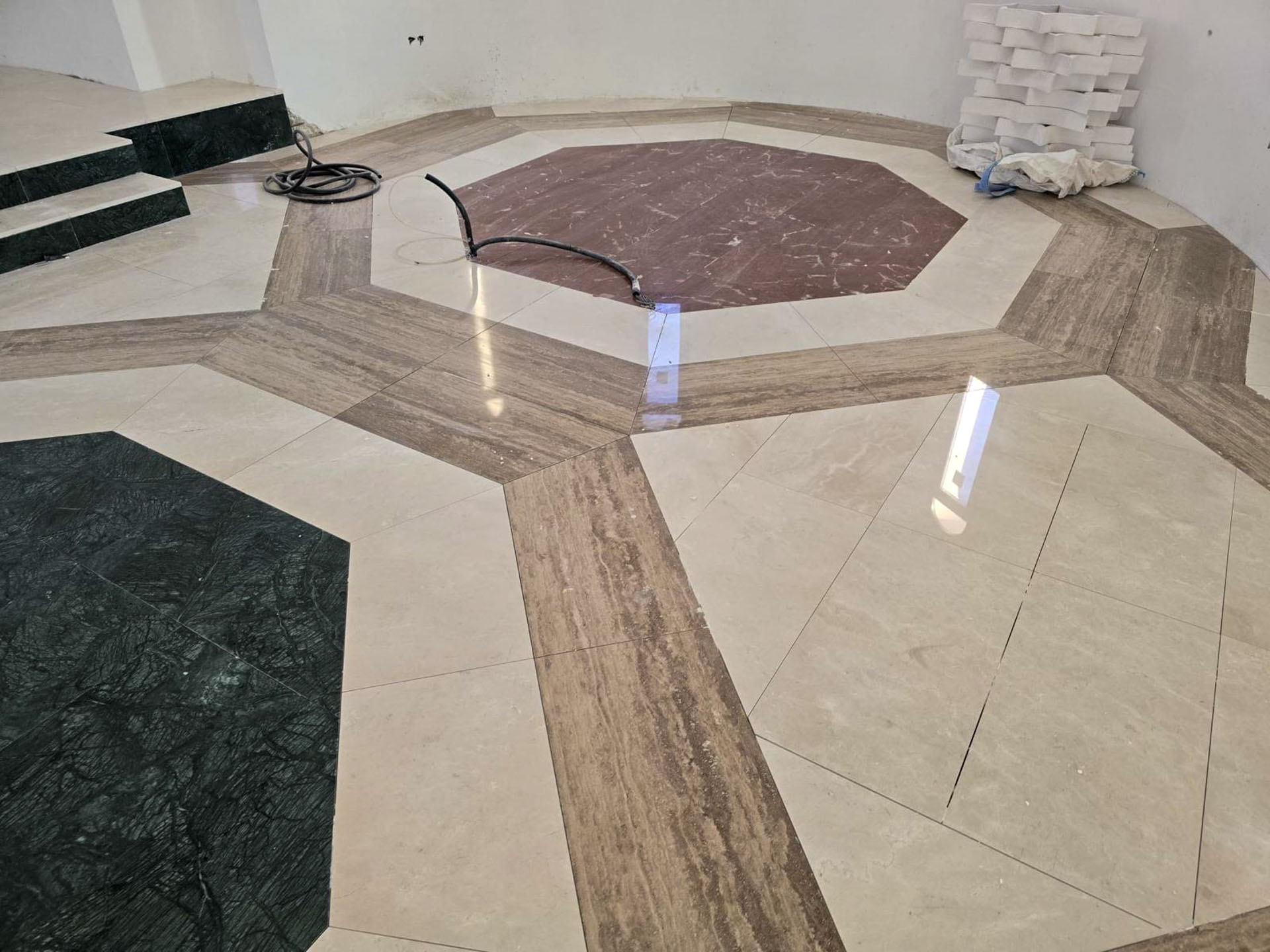 Continuarea lucrărilor la Biserica Ortodoxă Română din Finestrat și toată regiunea Marina Baixa 2024