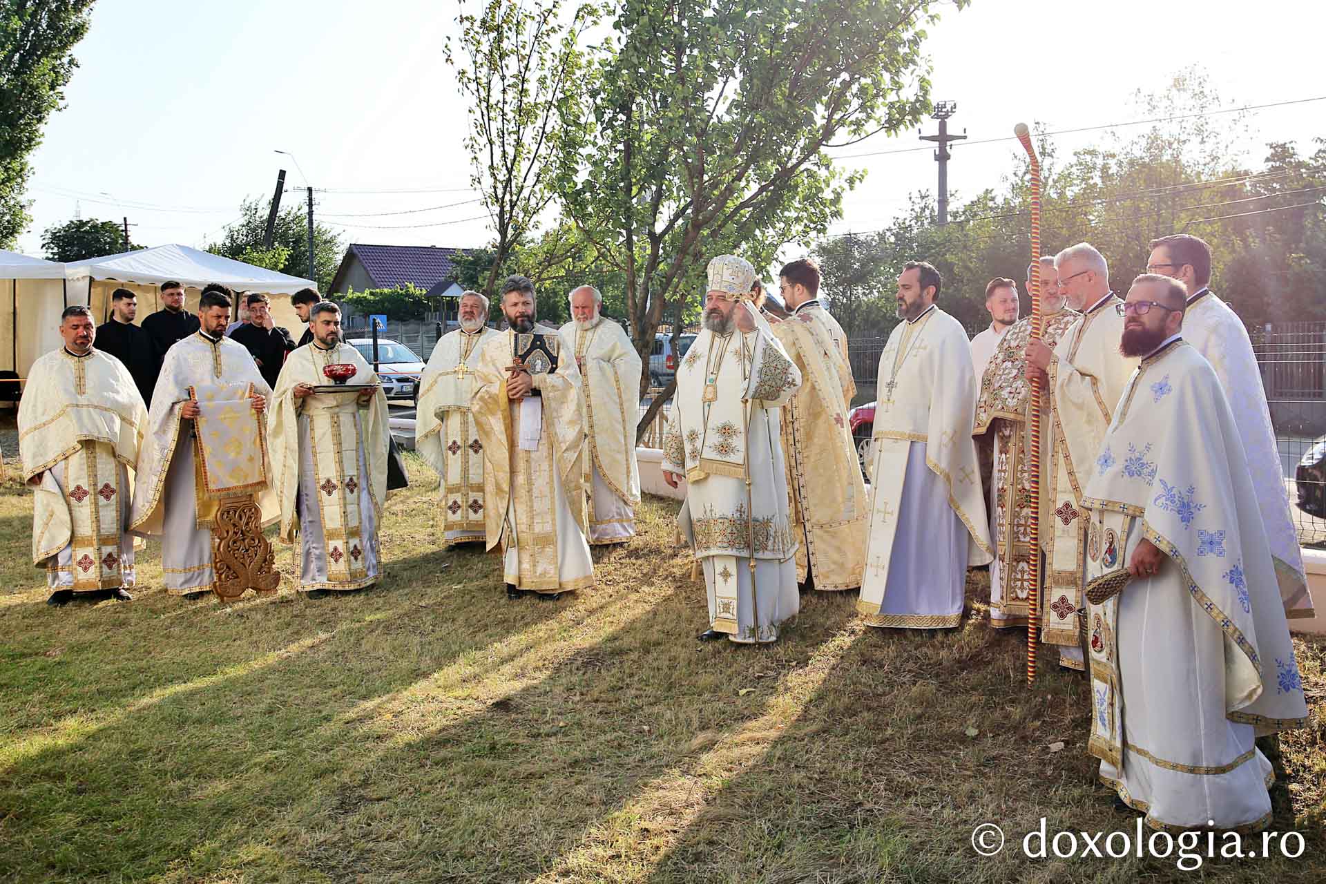 O biserică din orașul Podu Iloaiei, sfințită cu prilejul hramului