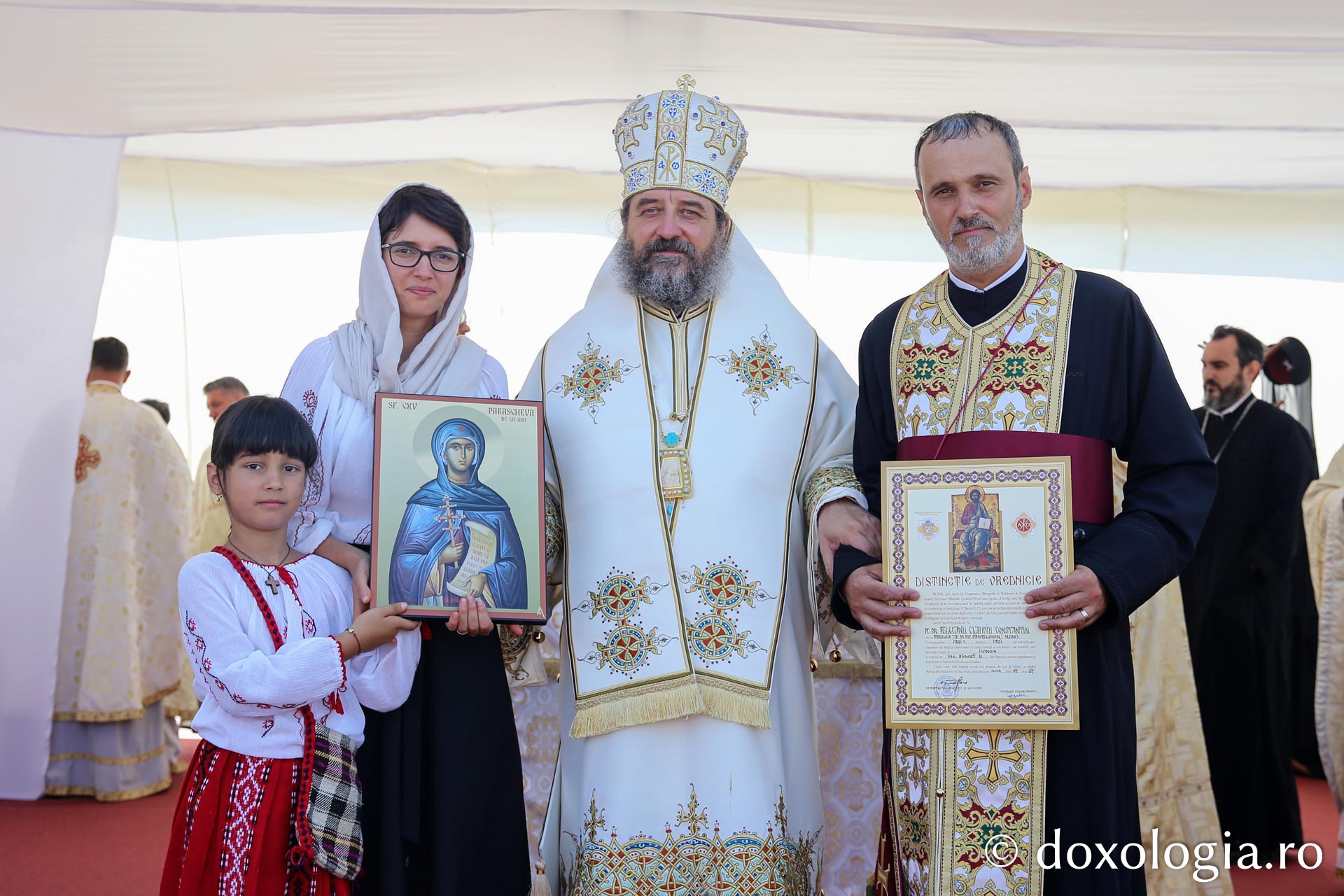 O biserică din orașul Podu Iloaiei, sfințită cu prilejul hramului