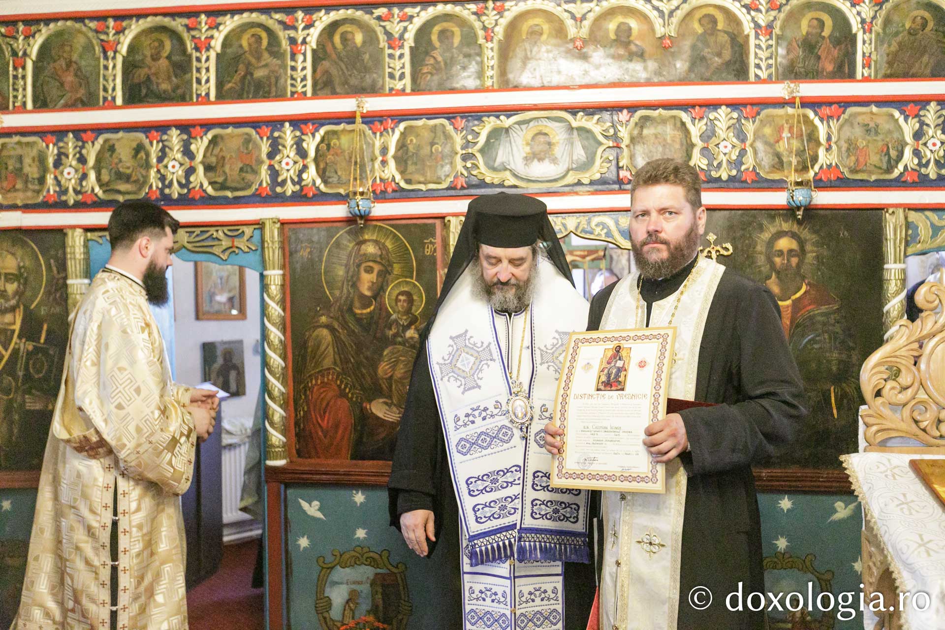 Sfințire de casă parohială la parohia Podolenii de Jos