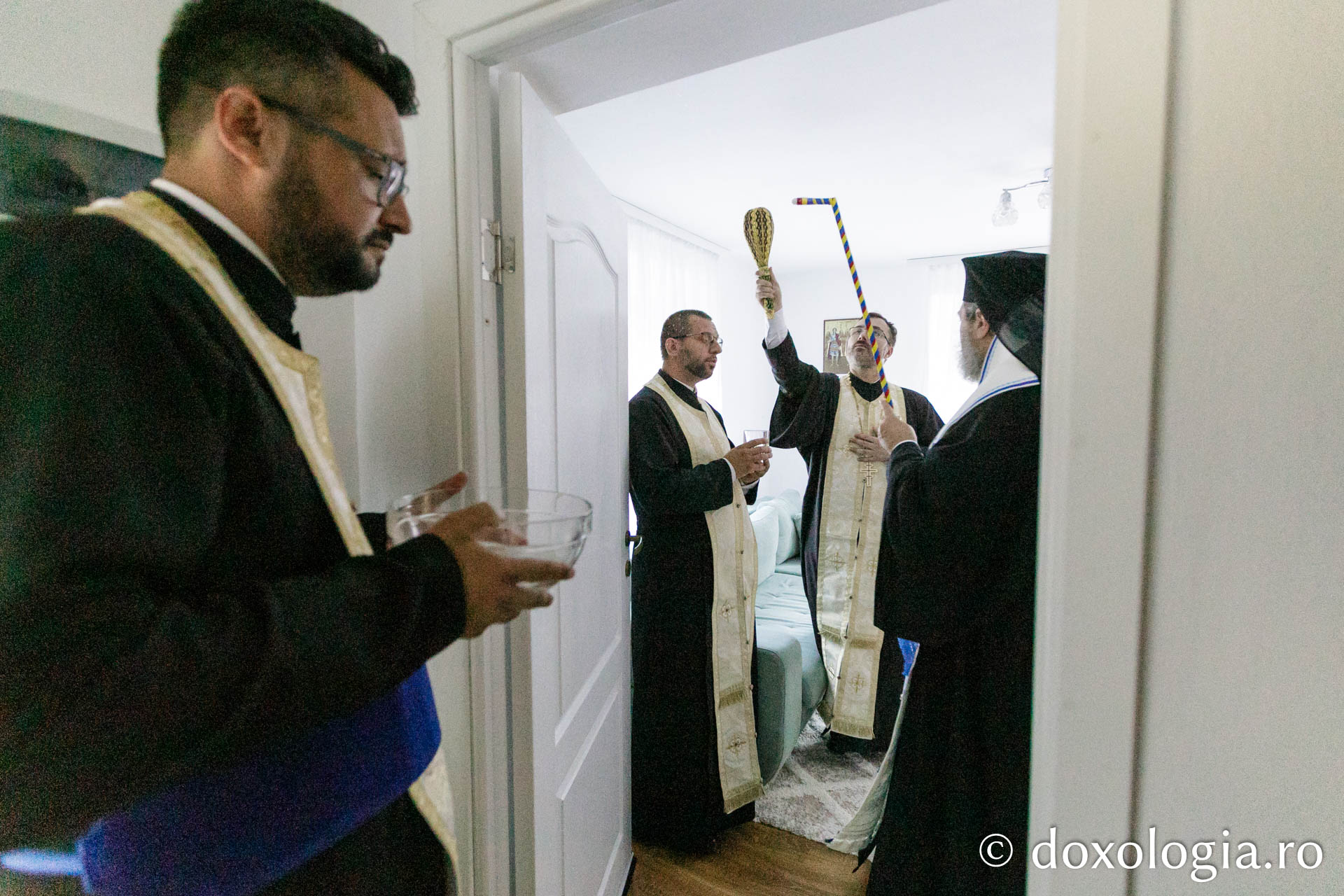 Sfințire de casă parohială la parohia Podolenii de Jos