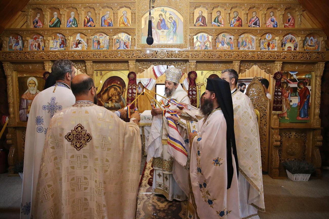 Paraclisul Schitului „Sfântul Mina” Borlești - Mastacăn a fost sfințit