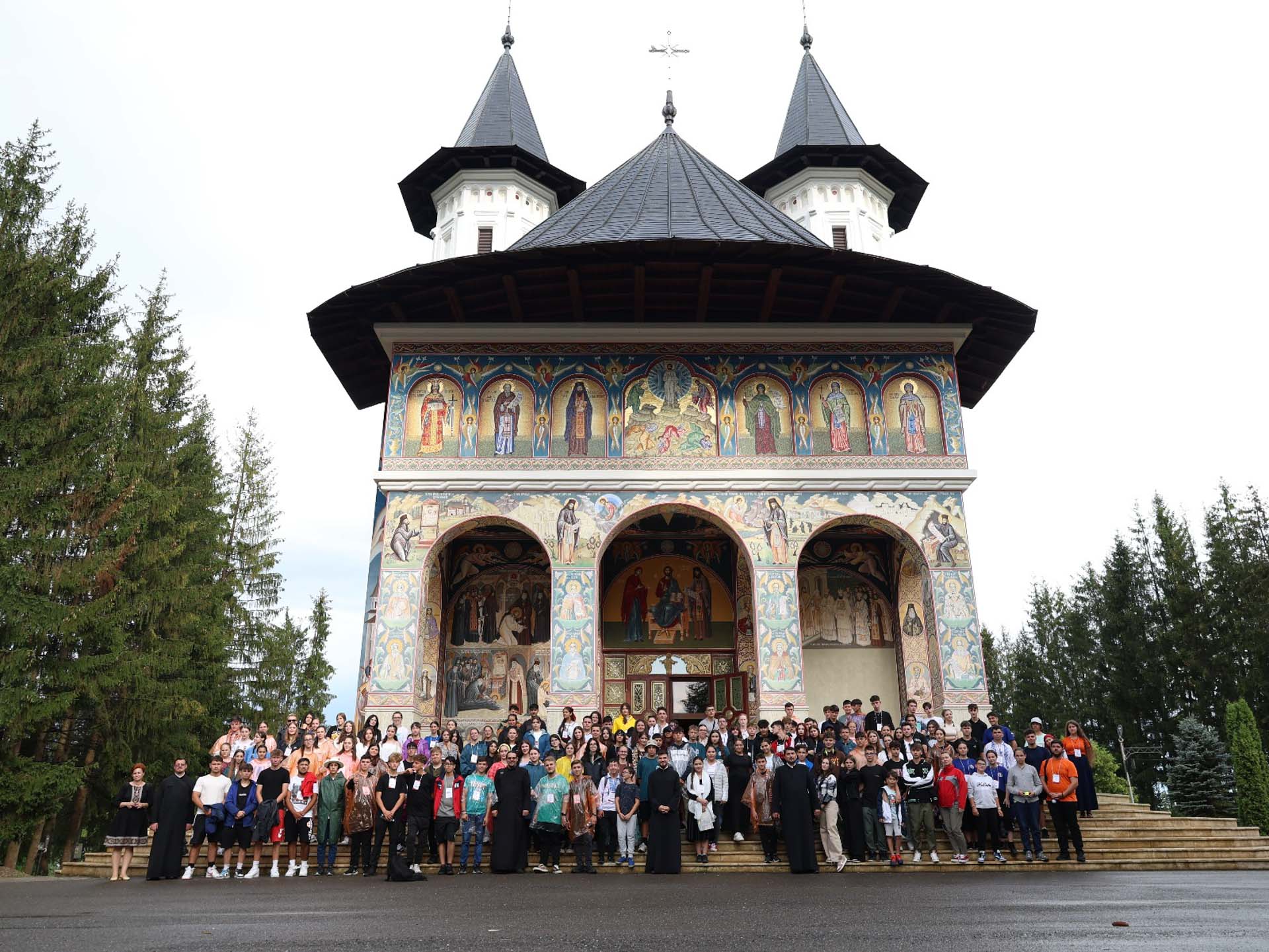 Tabăra Nemțișor – de 15 ani împreună într-o poveste fără sfârșit