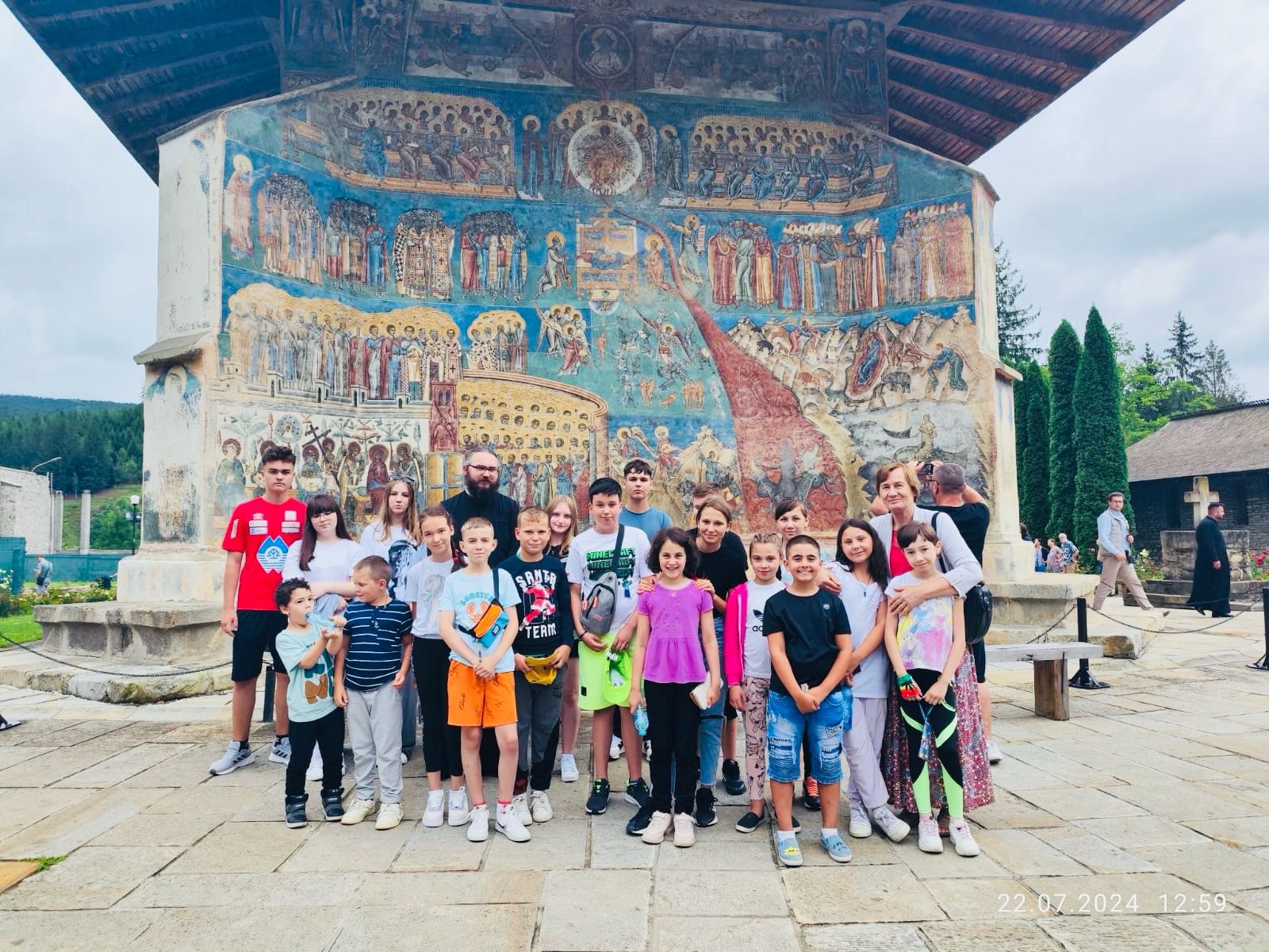 Copiii din Parohia Podu Jijiei s-au bucurat de o minivacanță în Bucovina