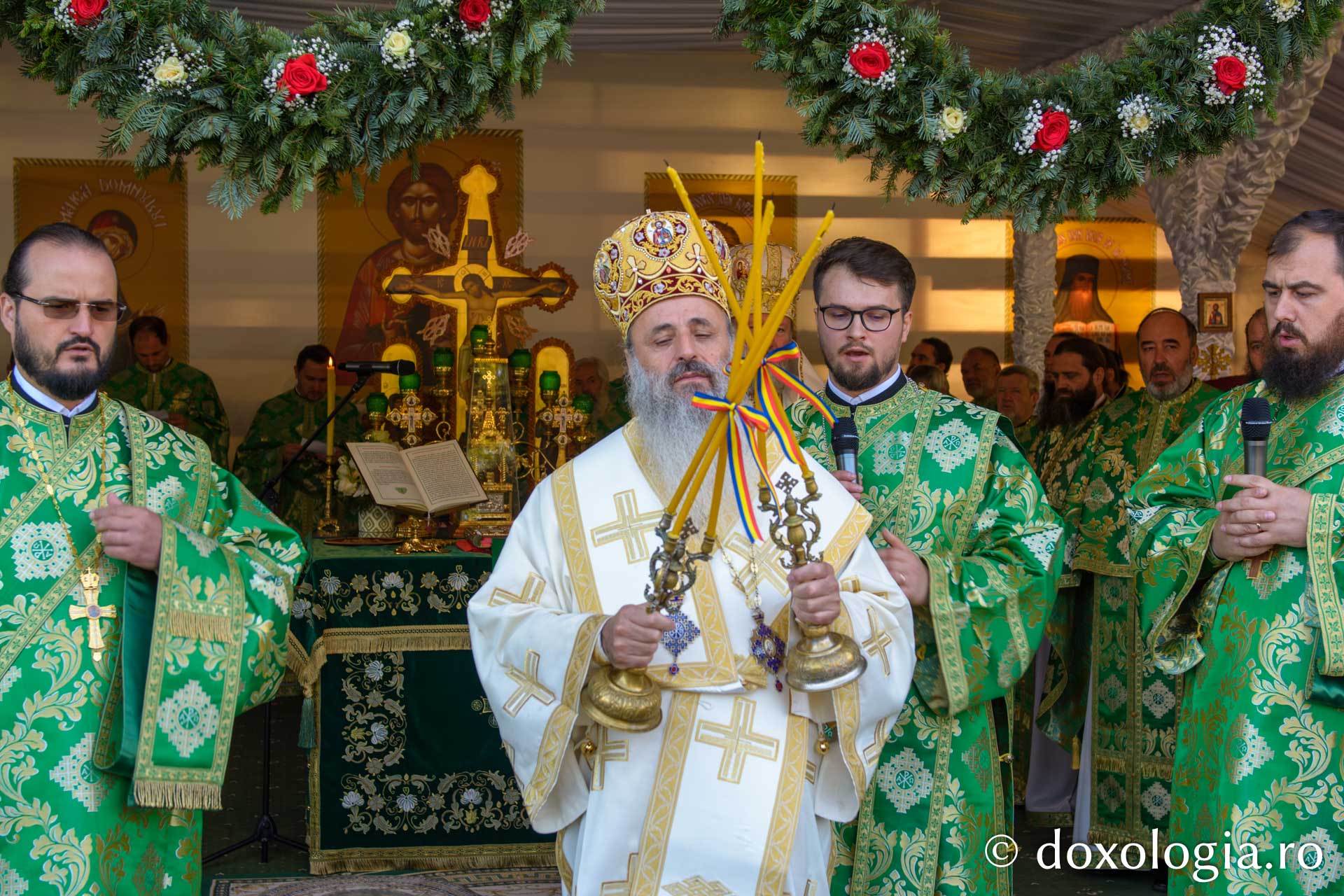 Sfântul Ioan Iacob a fost cinstit la Crăiniceni, în localitatea sa natală