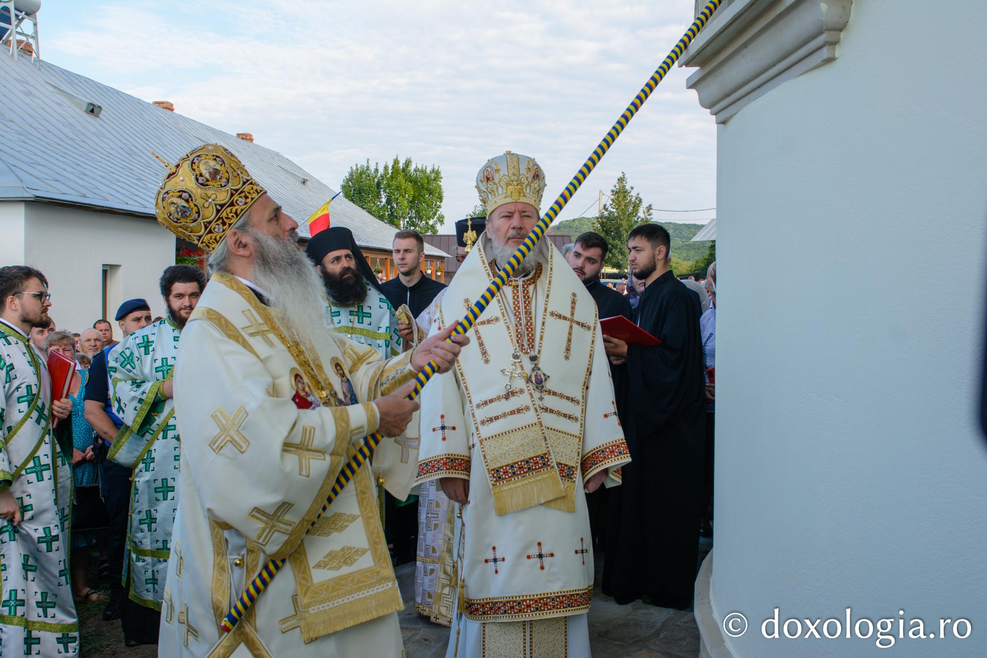 Biserica Schitului Băiceni a primit haina cea nouă a sfințirii