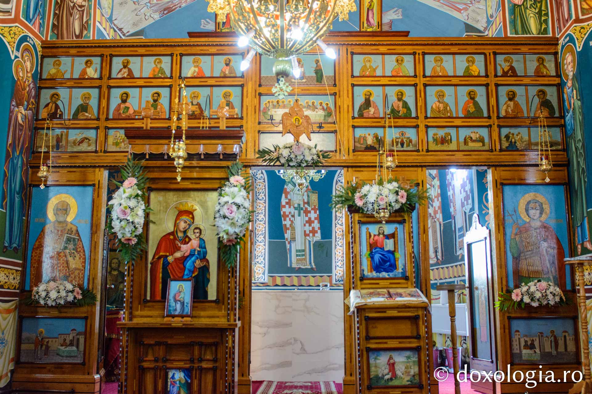 Sfințire de biserică la Mândrești-Movileni