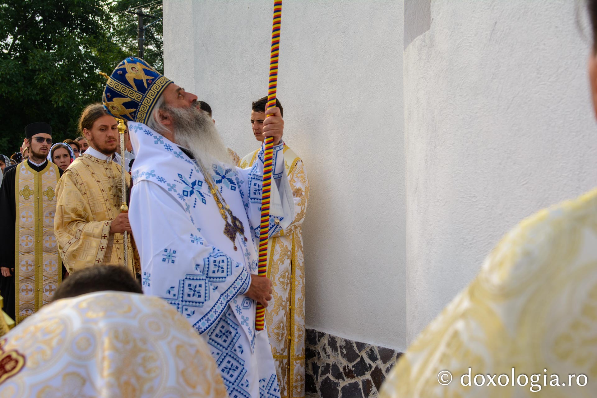 Sfințire de biserică la Mândrești-Movileni